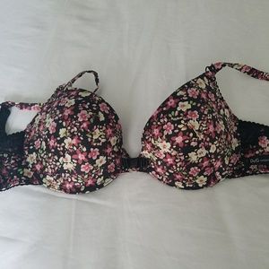 Dolce and Gabbana Bra 34B